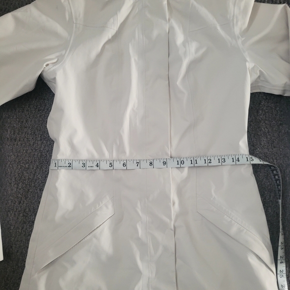 Thr North face women's long coat size XS rain lightweight jacket white, no hood - Picture 12 of 16